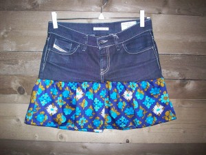 Snygg jeanskjol
