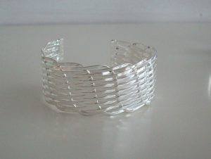 Armband " Struktur brett"