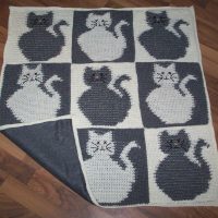 Handvirkad filt "Katt"