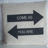 Kuddfodral "Come as you are"