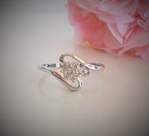 Ring "Liten blomma klarglas" (19 mm) - Bild 2