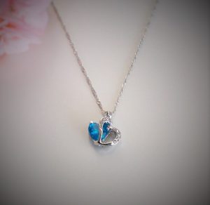 Halsband "Delat hjärta" Turkos