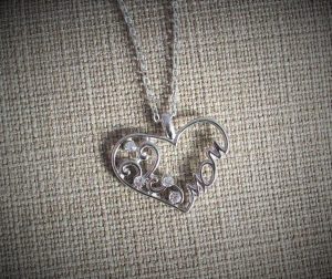 Halsband "Mom hjärtat" - Bild 2