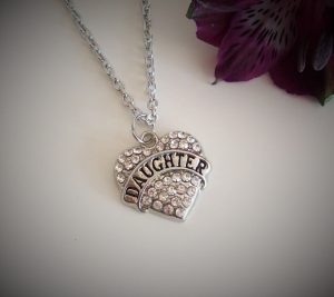 Halsband "Daughter hjärta"