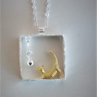 Halsband "Guldkatten"